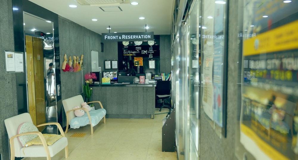 セオミュエン レジデンス モムム ホテル 釜山広域市 エクステリア 写真